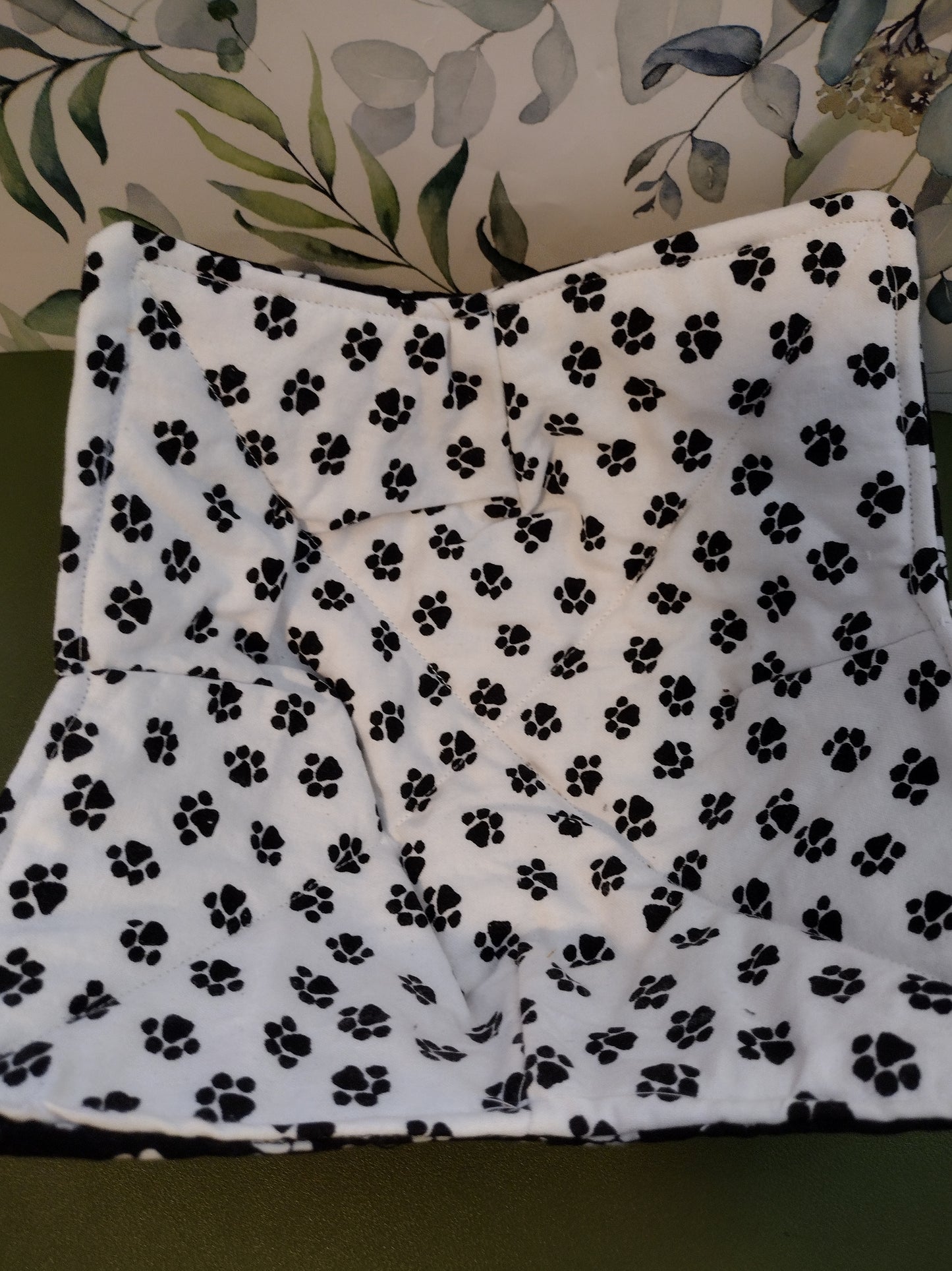Black and White paw prints bowl koozie