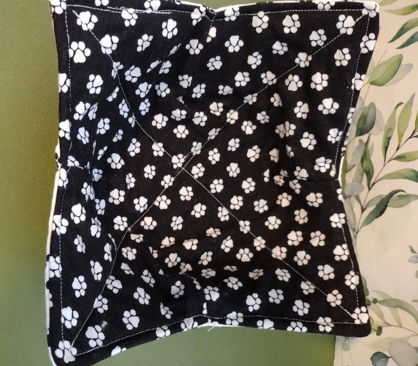 Black and White paw prints bowl koozie